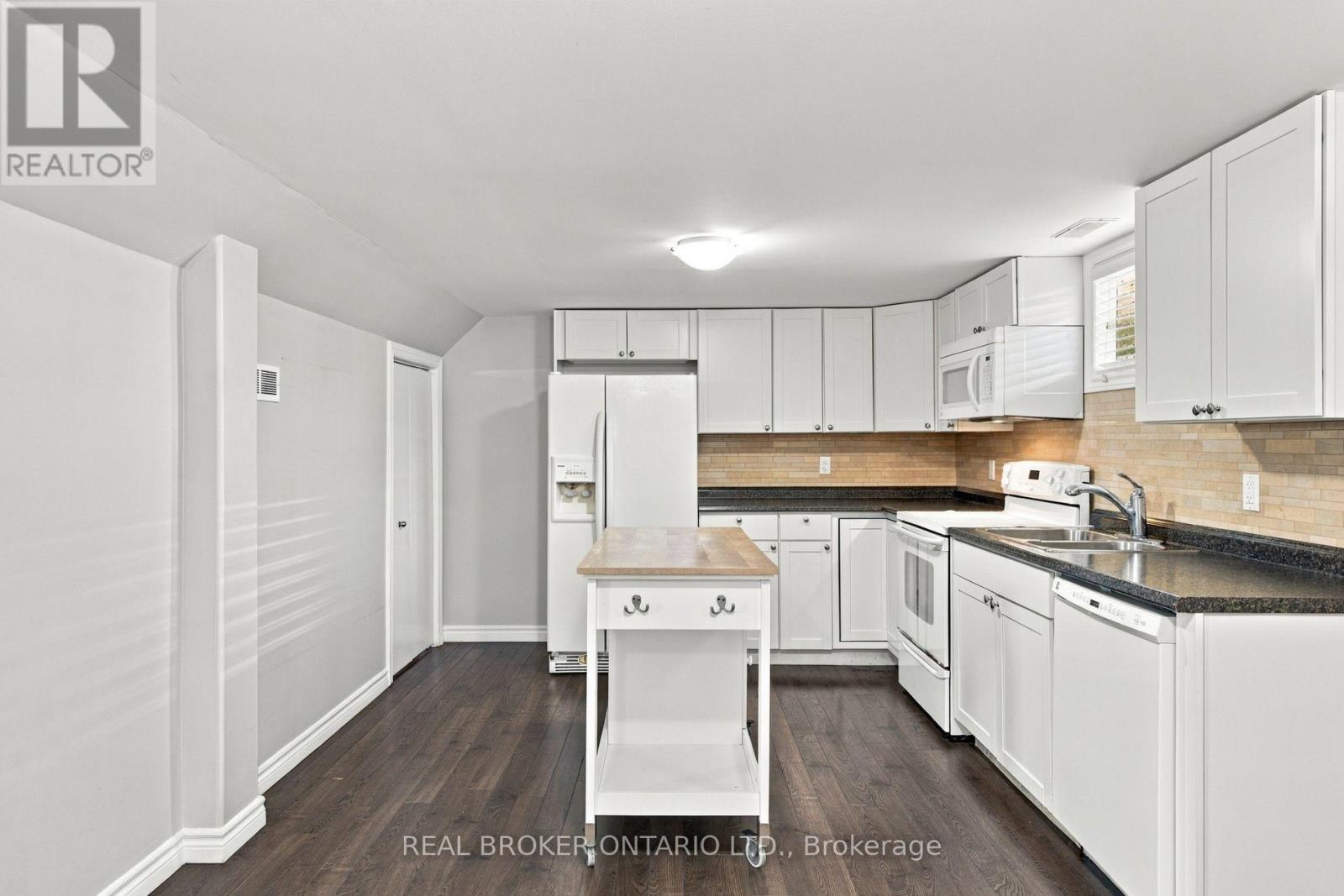 52 Dudhope Avenue Property Photo 29