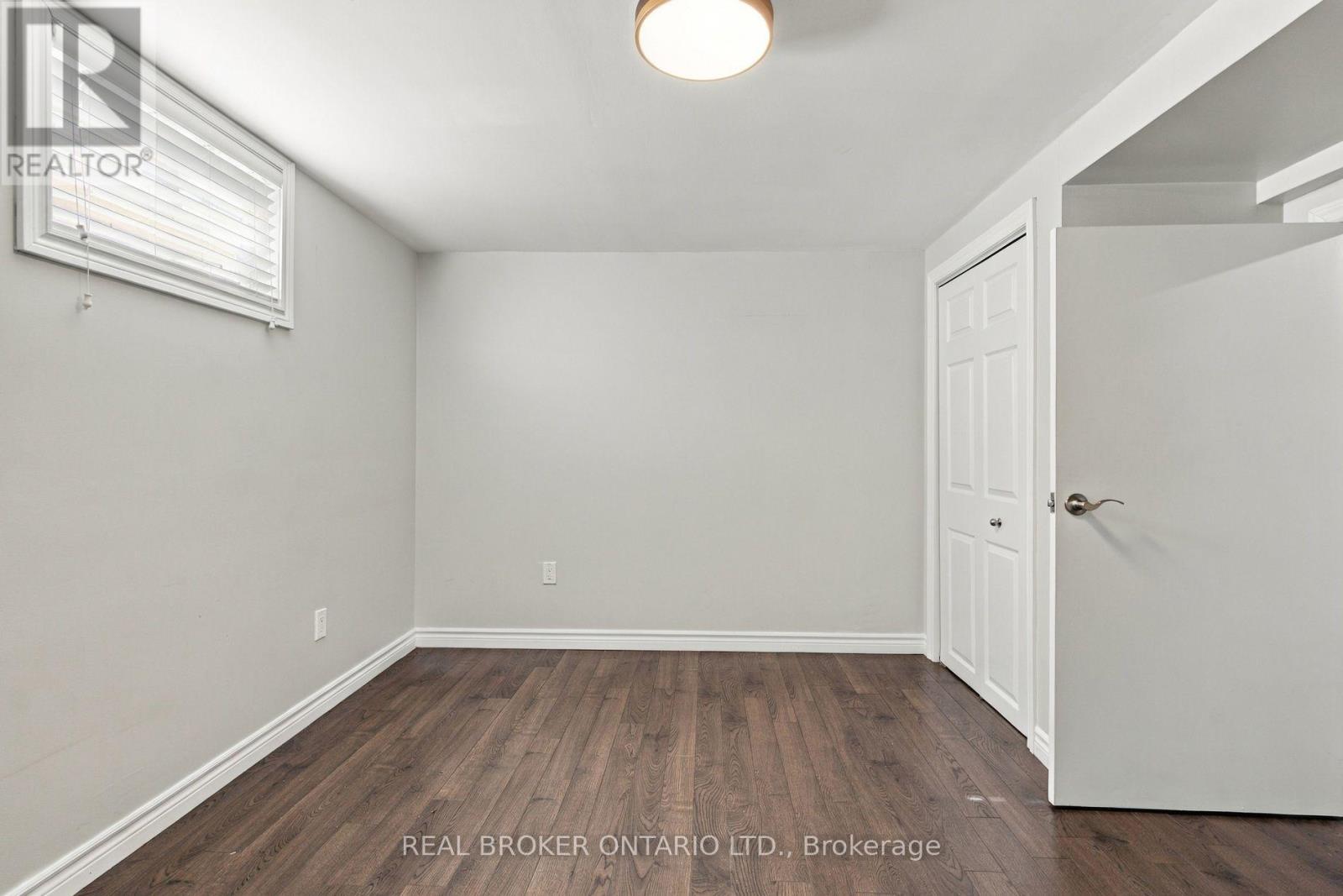 52 Dudhope Avenue Property Photo 32