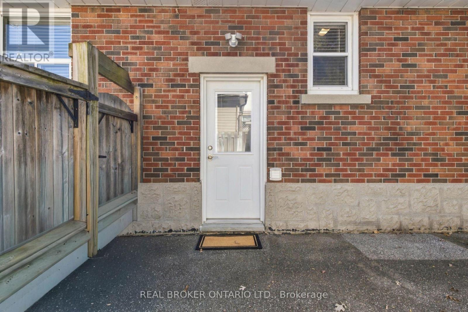 52 Dudhope Avenue Property Photo 37