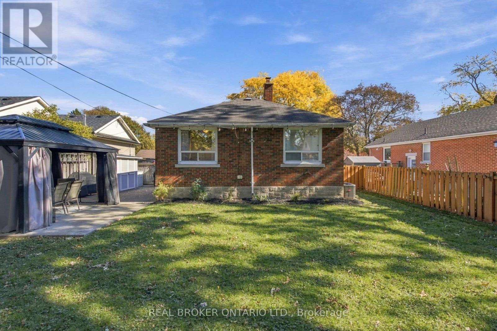 52 Dudhope Avenue Property Photo 46