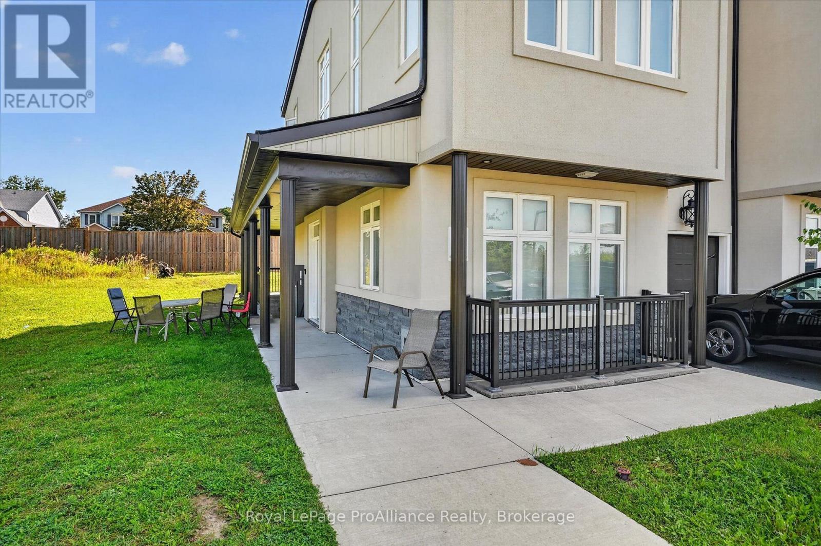 16 - 550 Brealey Drive Property Photo 2