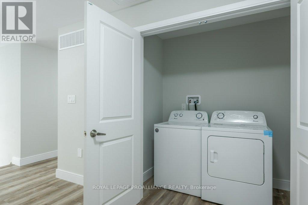 16 - 550 Brealey Drive Property Photo 40