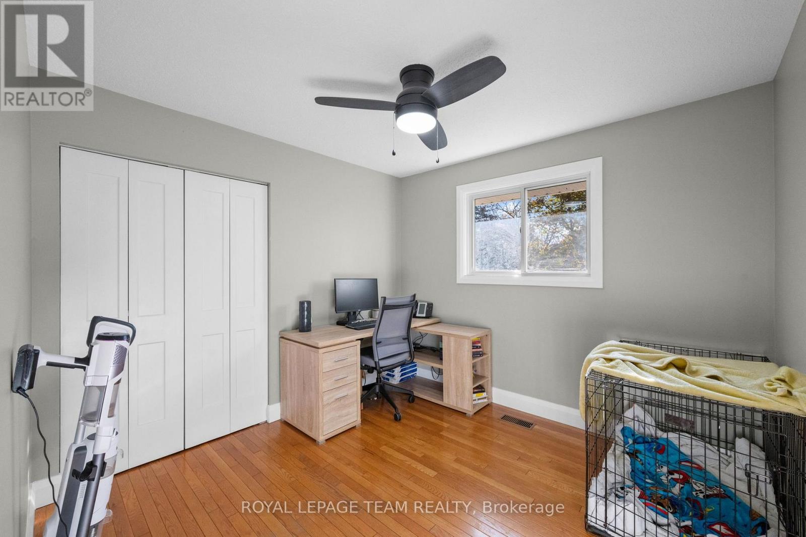 906 Russell Road Property Photo 11