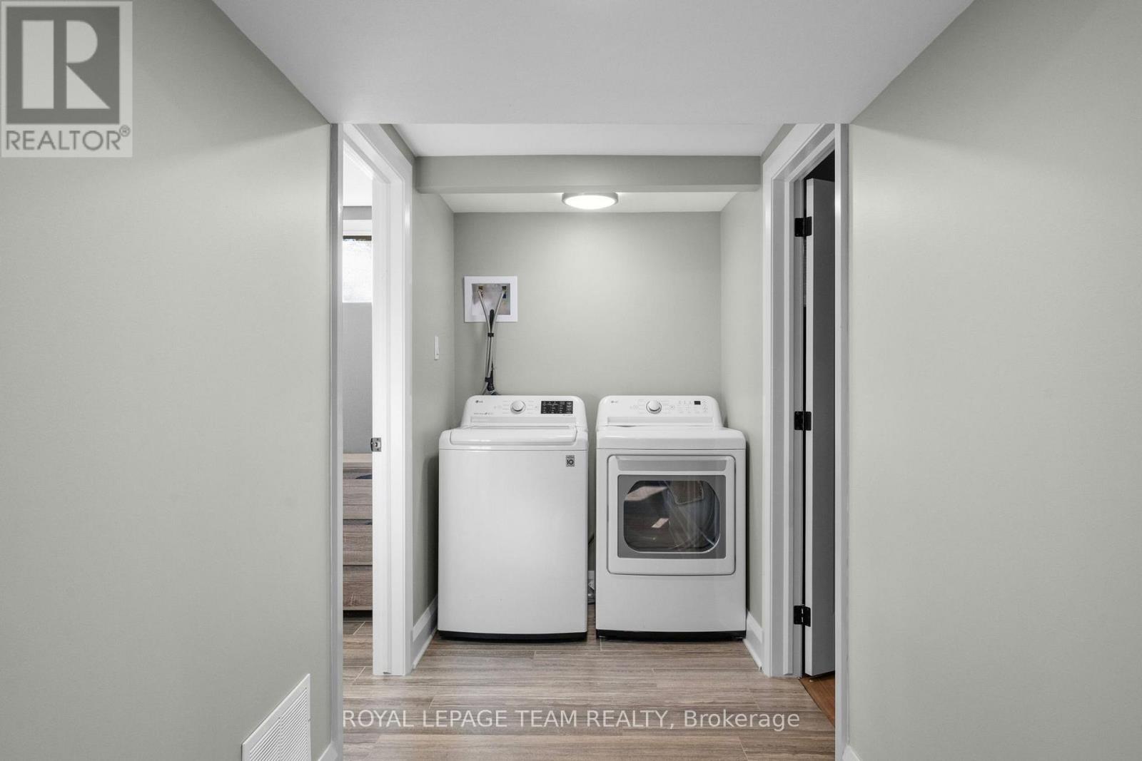 906 Russell Road Property Photo 19