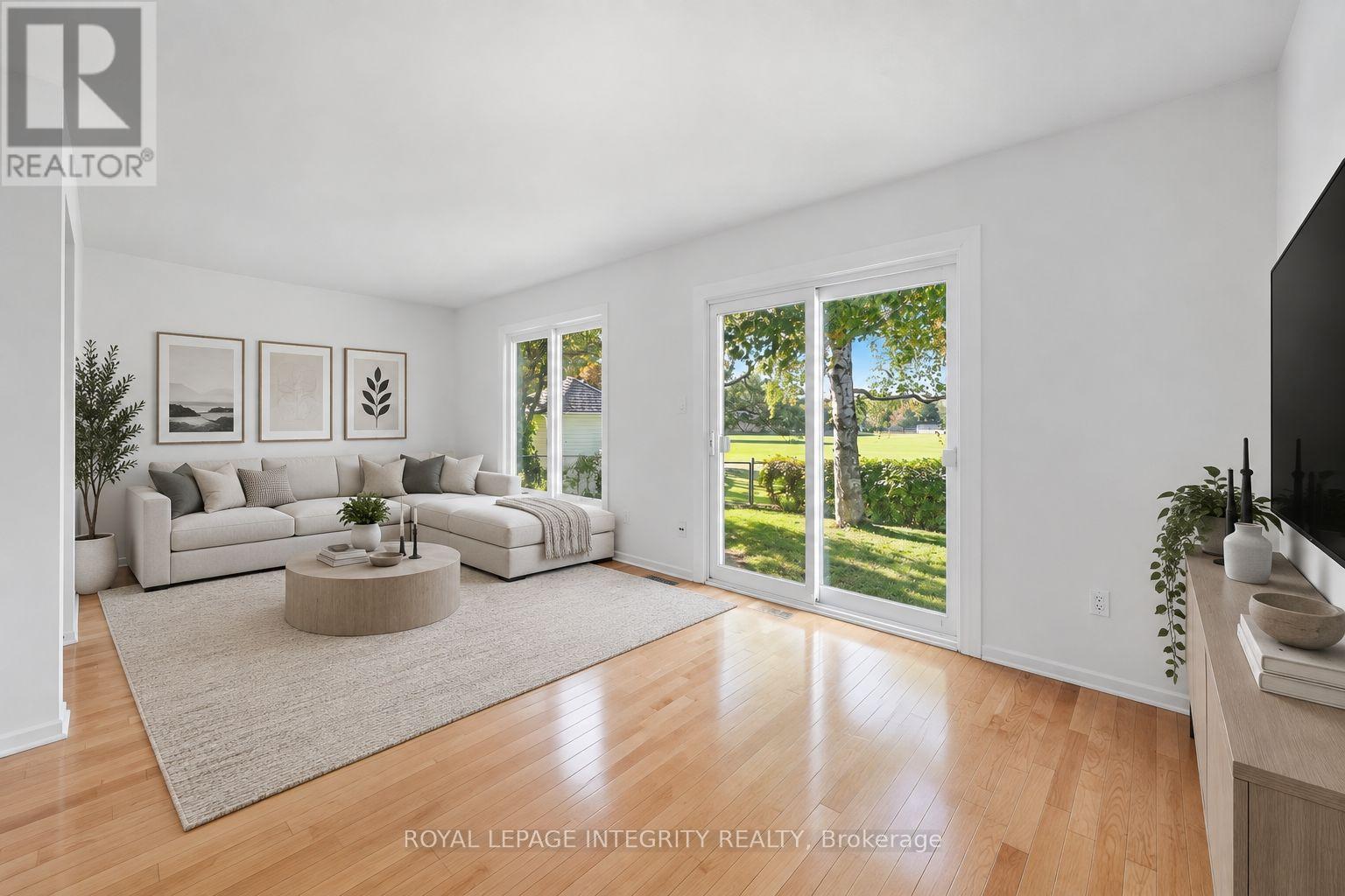 909 Lawnsberry Drive Property Photo 13