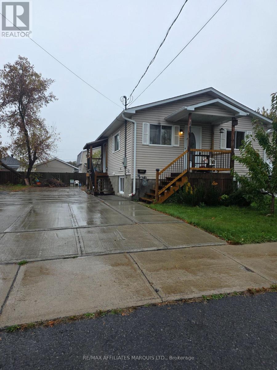 1418 Cumberland Street Property Photo 1