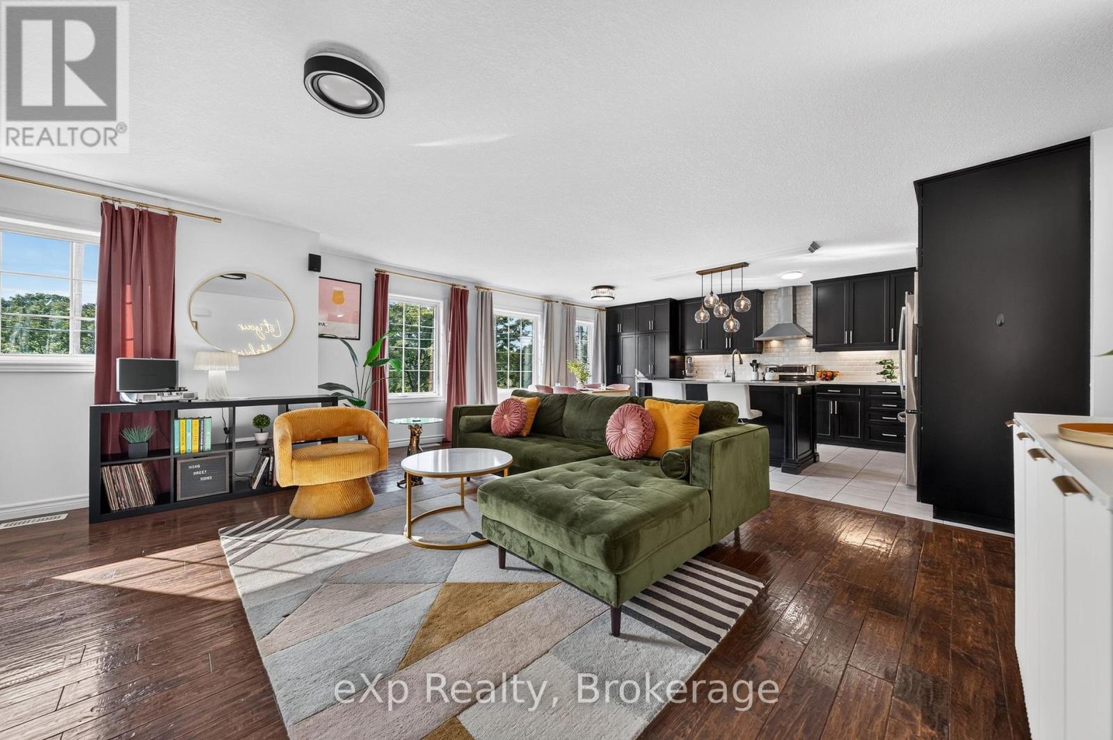 67A RAYMOND STREET Property Photo 1