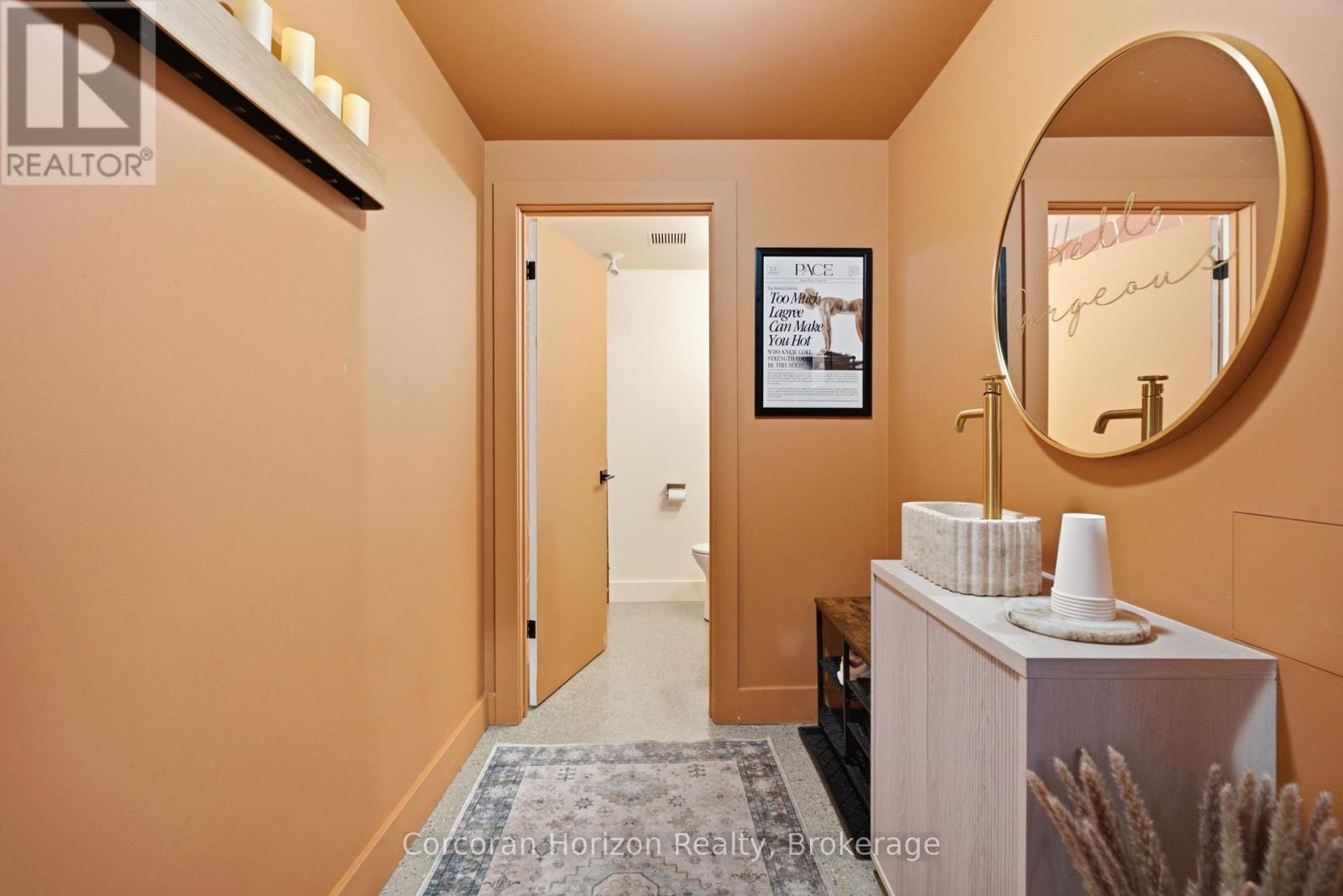 148 James Street S Property Photo 9