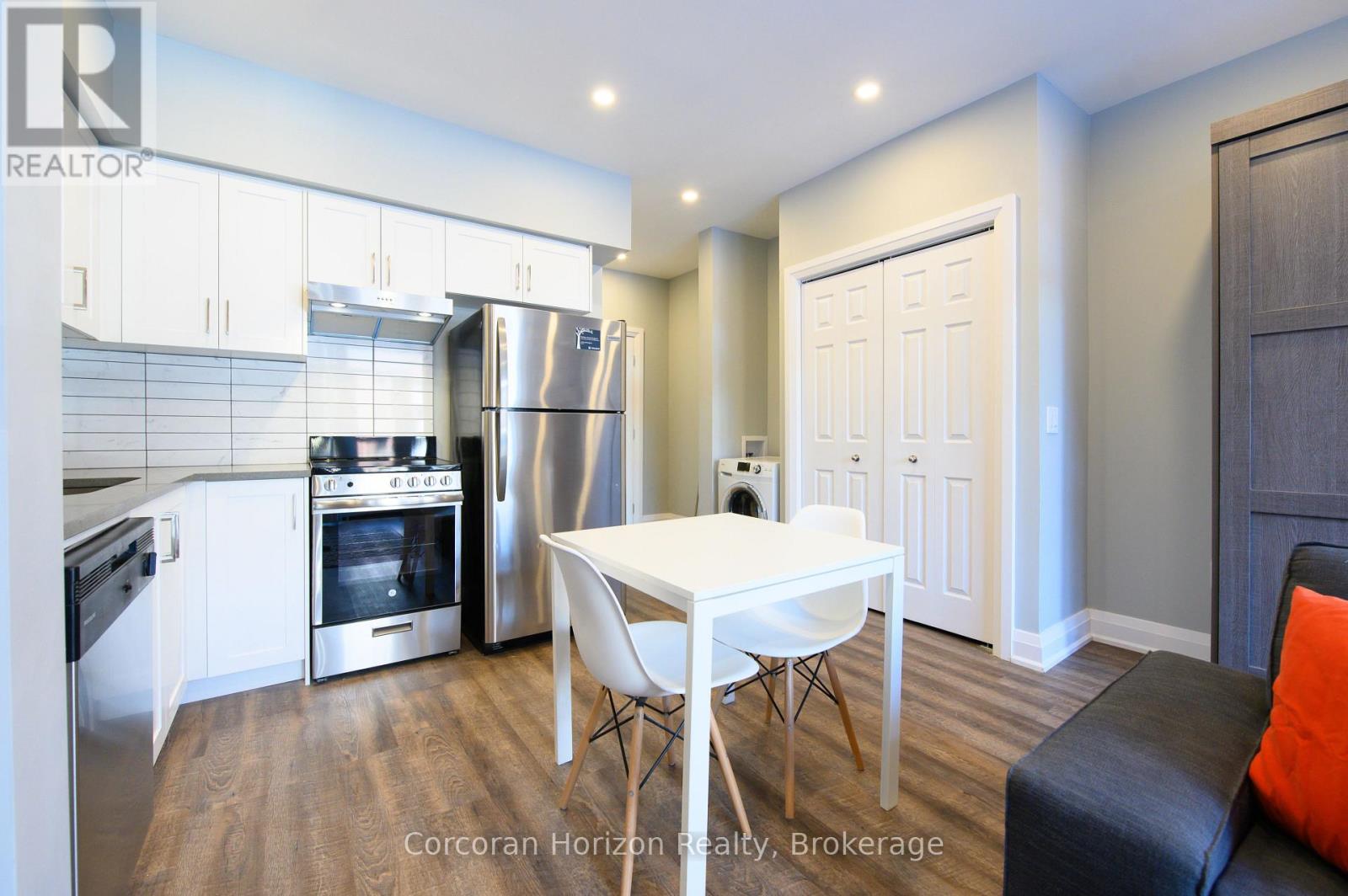 148 James Street S Property Photo 28