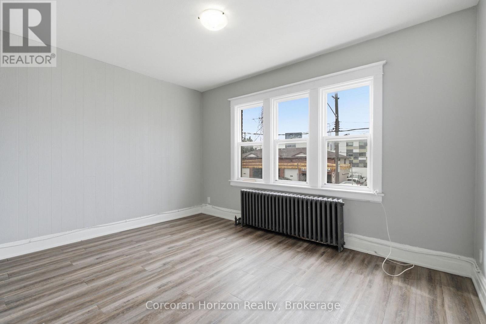 1539-1547 Barton Street E Property Photo 5
