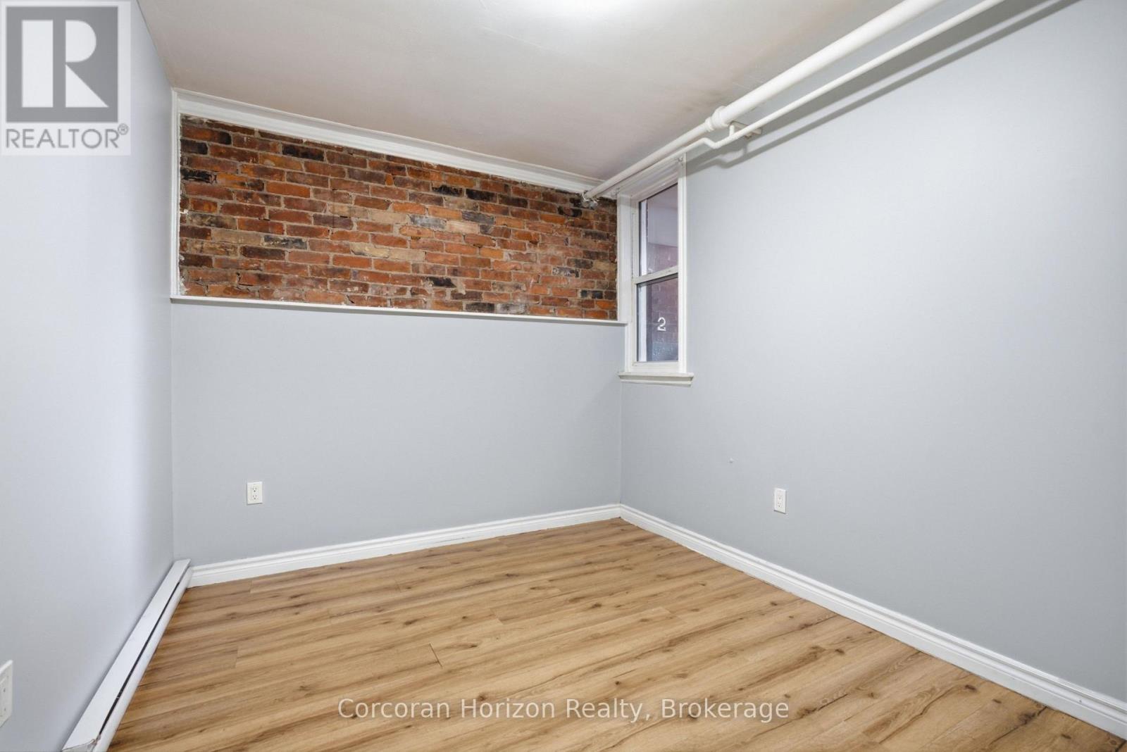 1539-1547 Barton Street E Property Photo 20