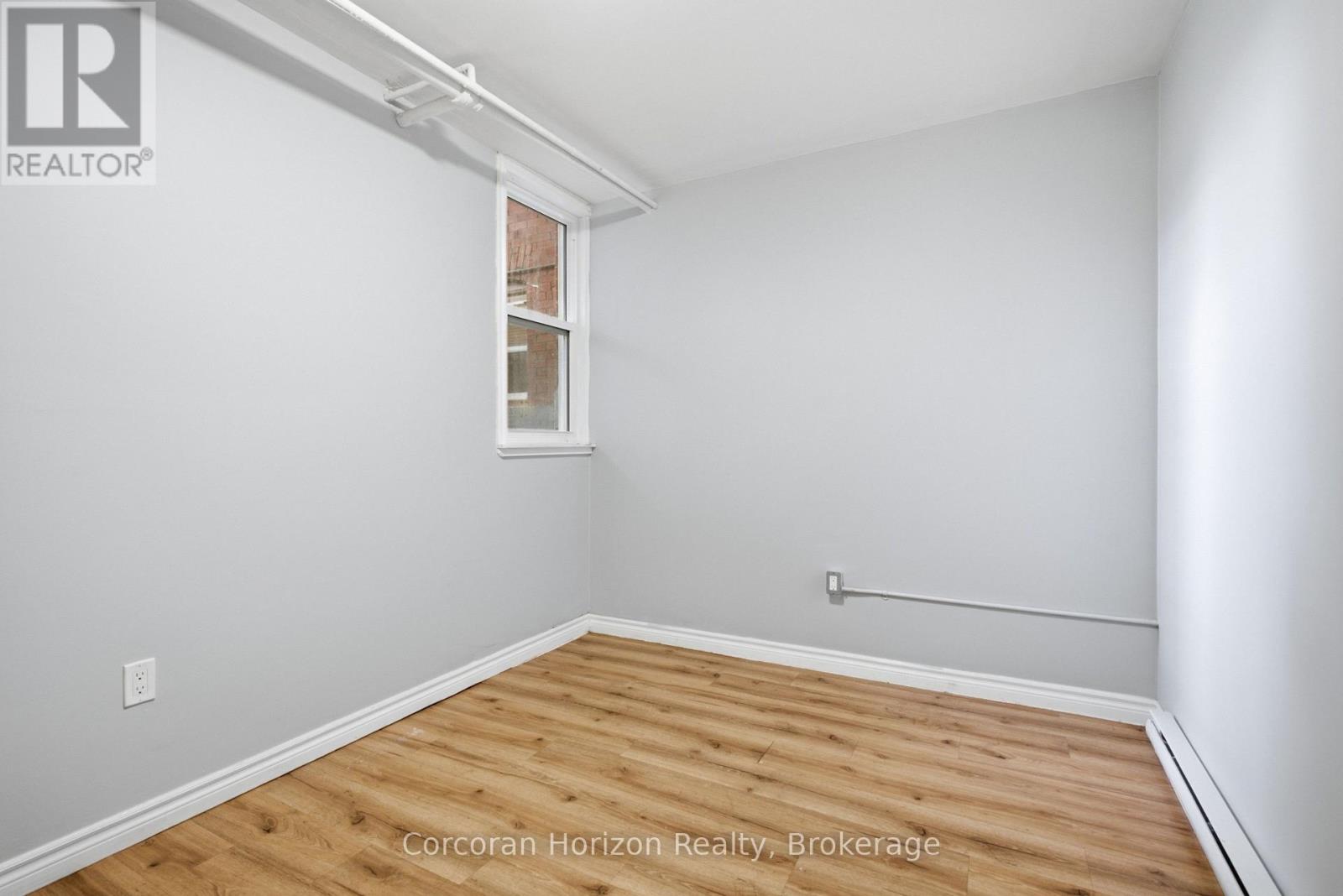 1539-1547 Barton Street E Property Photo 21