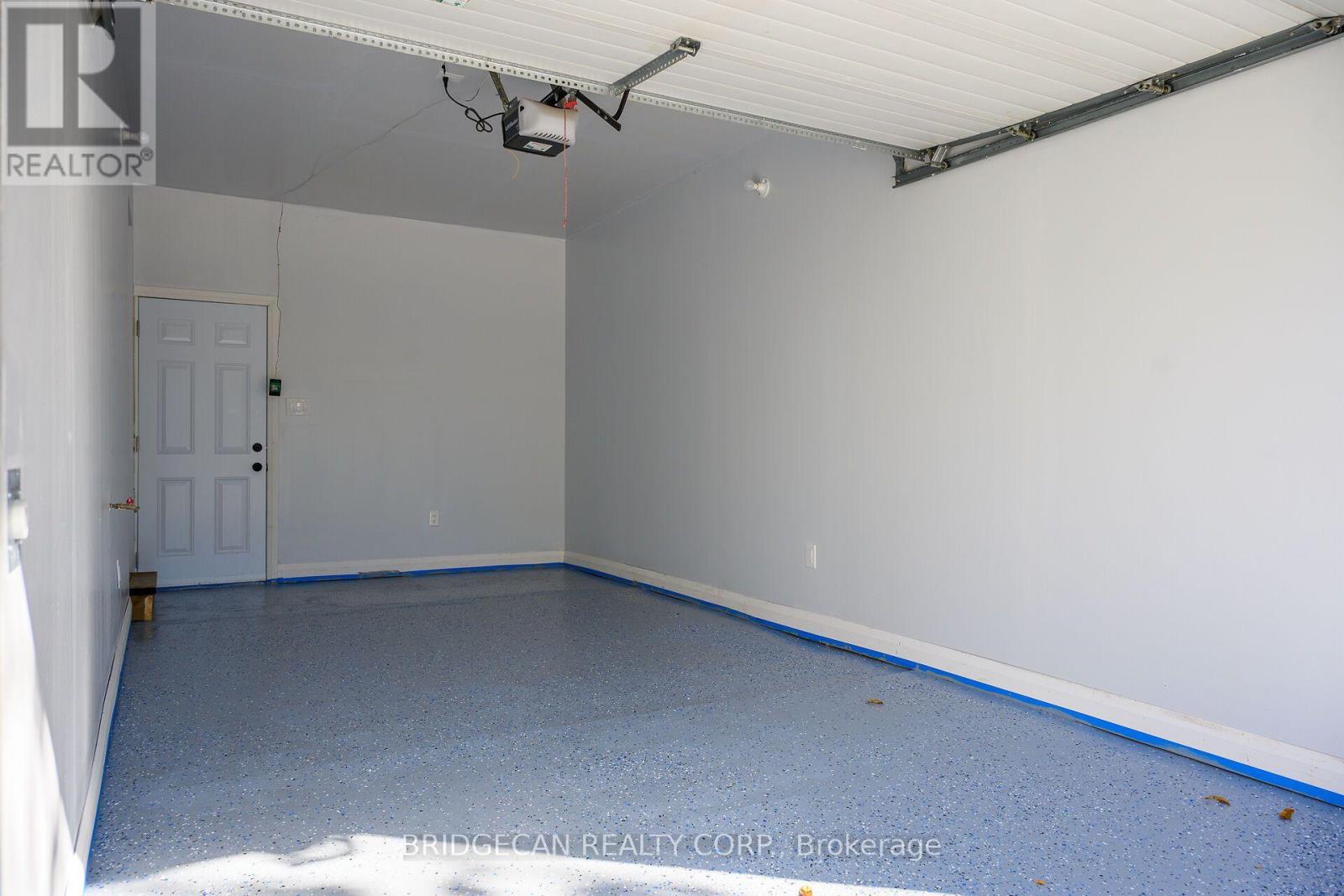 4 Bermuda Court Property Photo 46