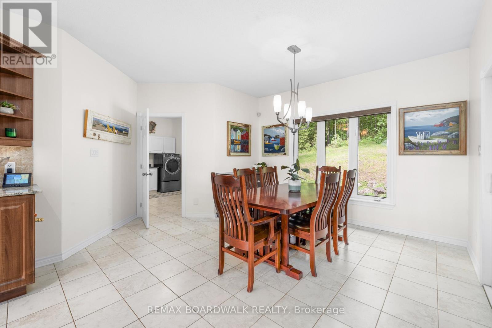 6671 Third Line Road Property Photo 13