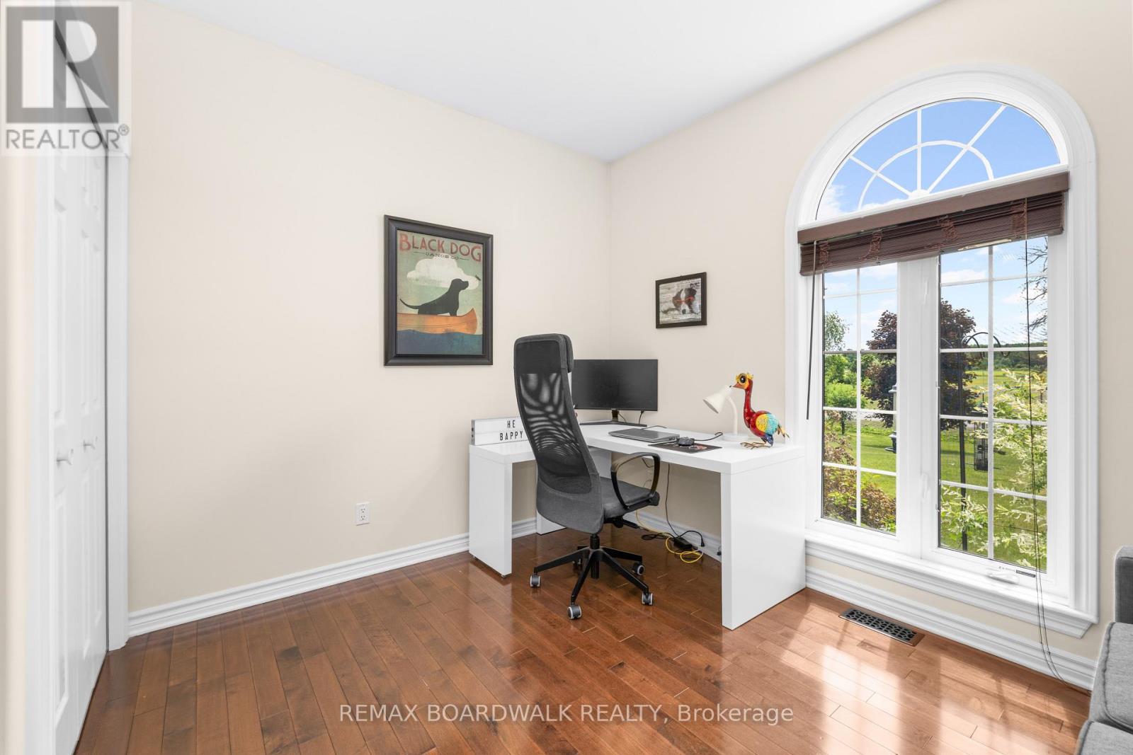 6671 Third Line Road Property Photo 30