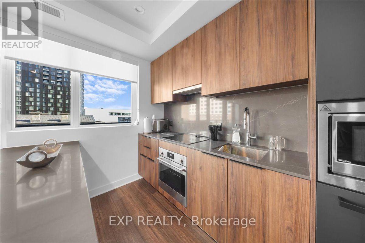 709 - 74 Nicholas Street Property Photo 11