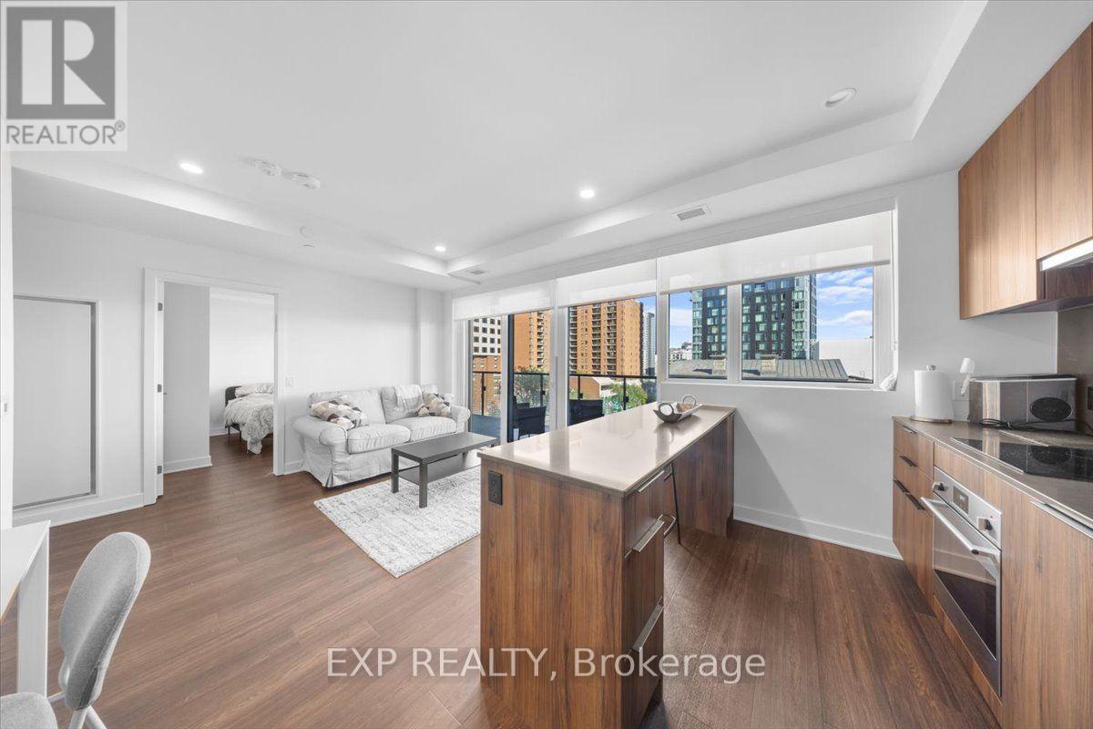 709 - 74 Nicholas Street Property Photo 12
