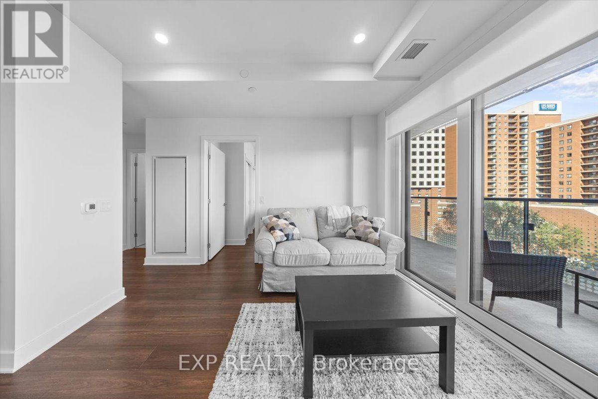 709 - 74 Nicholas Street Property Photo 15