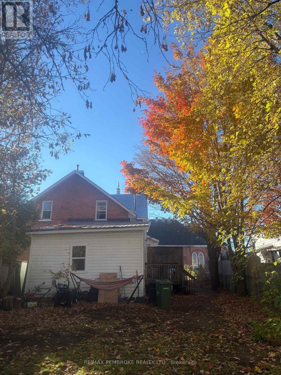 371 Miller Street Property Photo 2