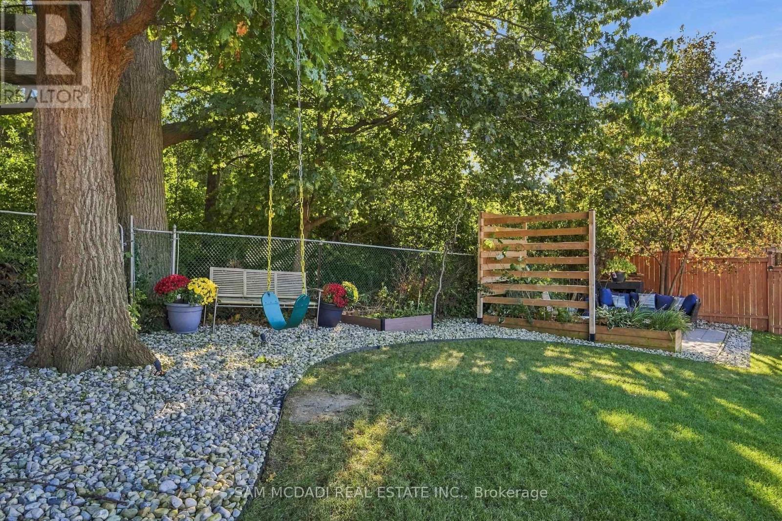 22 Bywood Crescent Property Photo 44