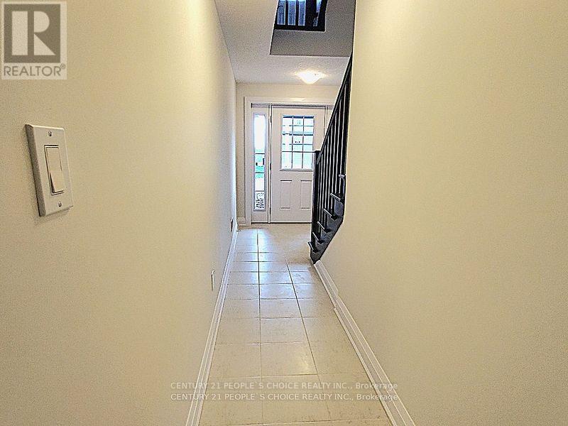 255 Raspberry Place Property Photo 3