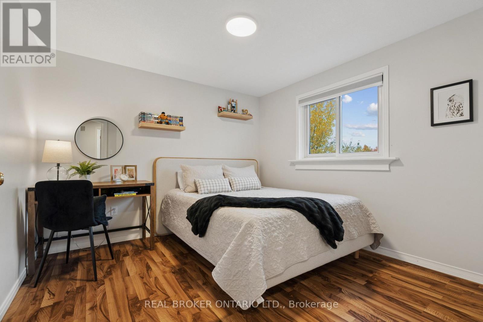 46 Chesterton Lane Property Photo 13