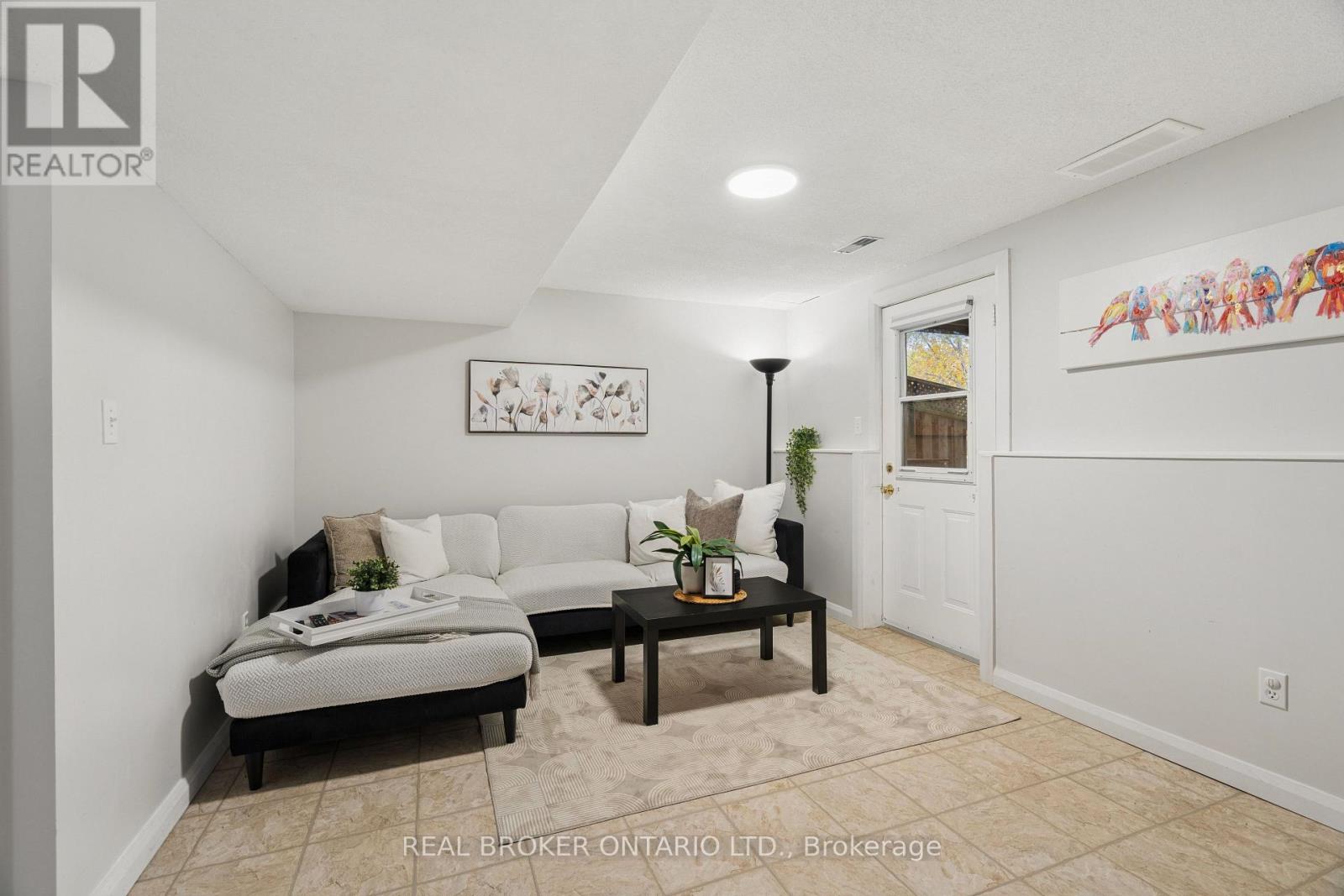 46 Chesterton Lane Property Photo 20
