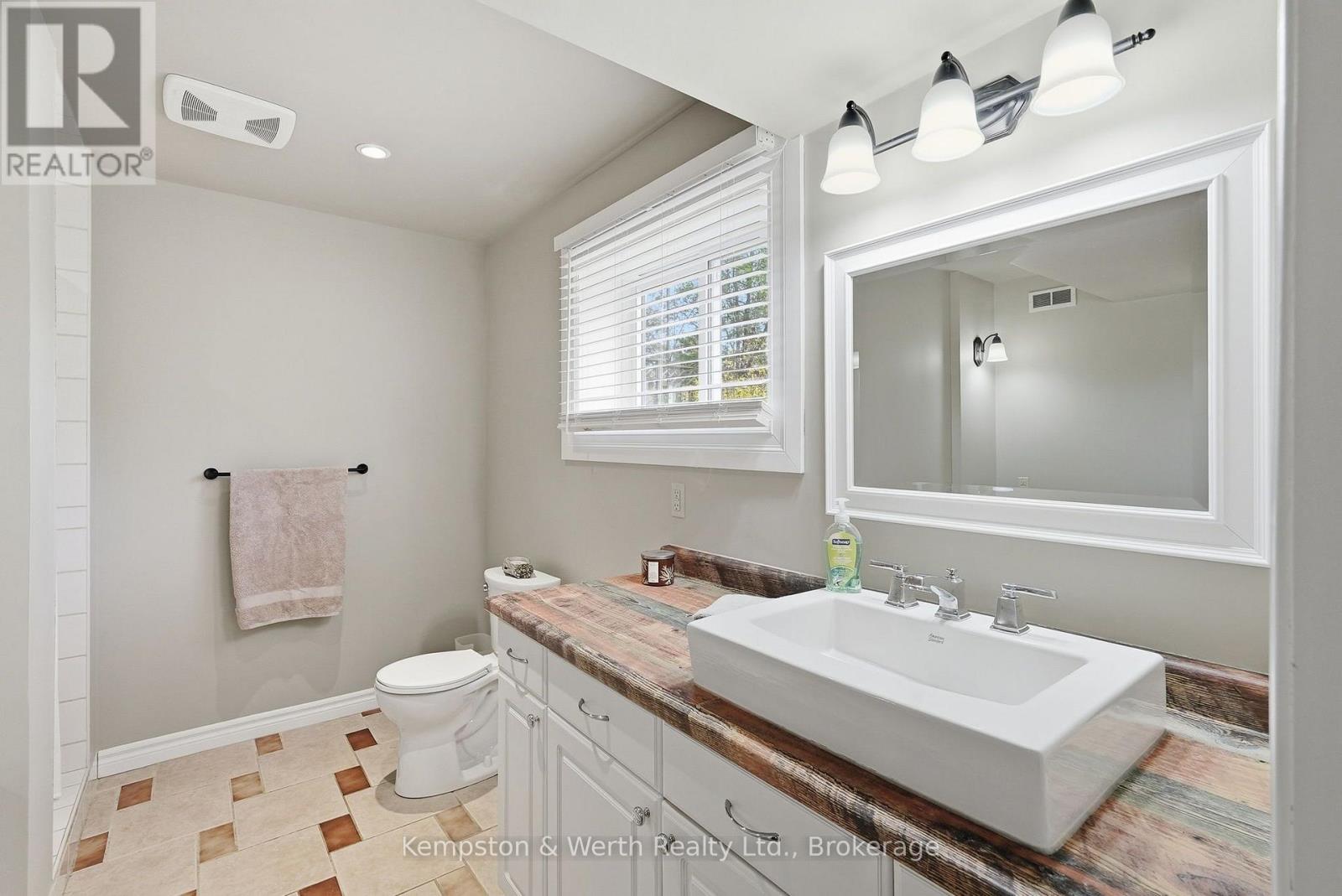 24 Jordan Drive Property Photo 32
