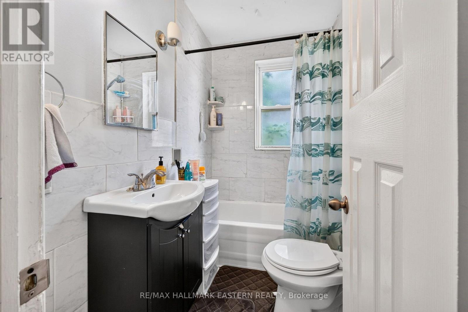 599 Donegal Street Property Photo 14