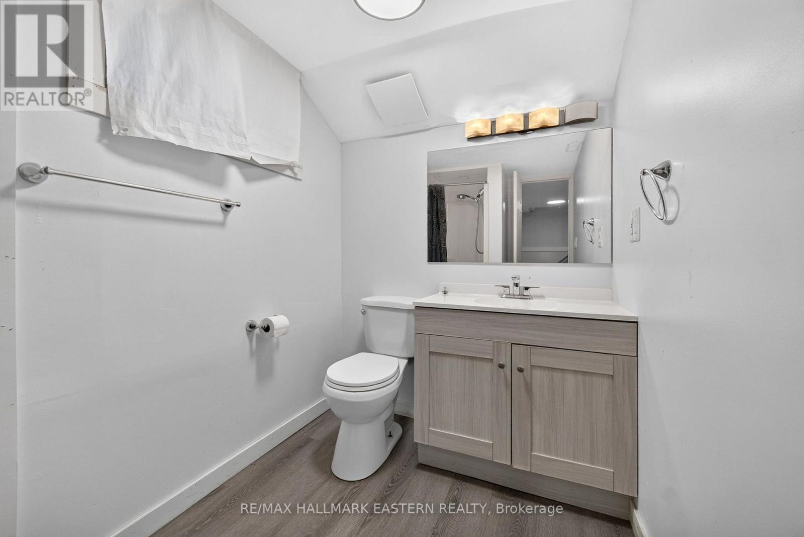 599 Donegal Street Property Photo 40