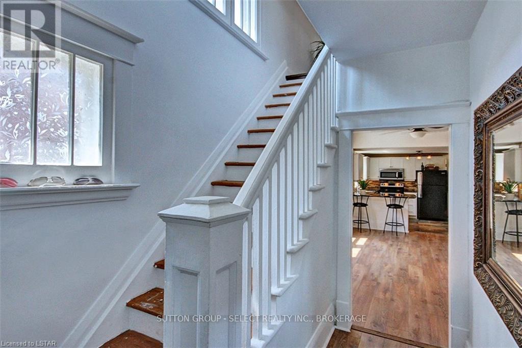 67 Hyla Street Property Photo 5