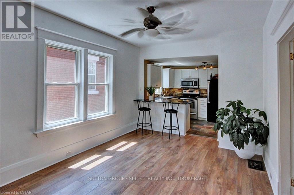 67 Hyla Street Property Photo 8