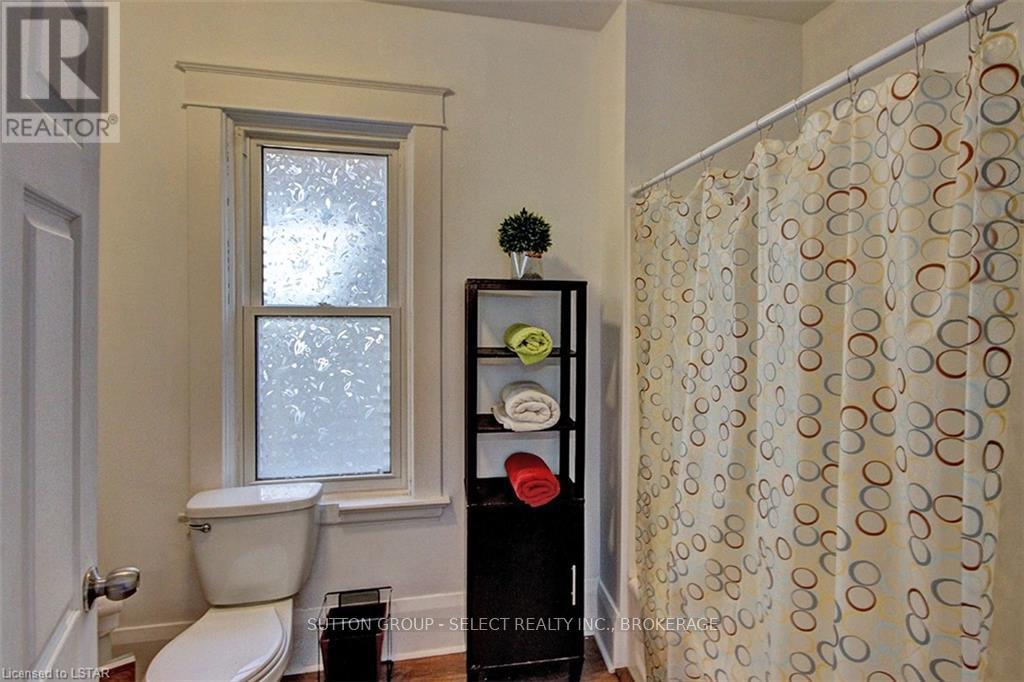 67 Hyla Street Property Photo 13