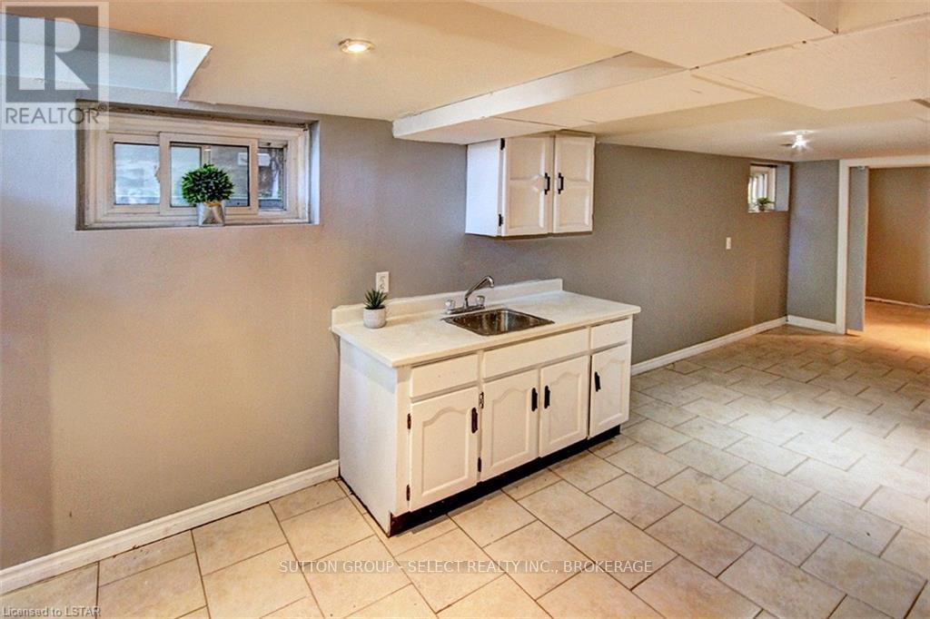 67 Hyla Street Property Photo 26