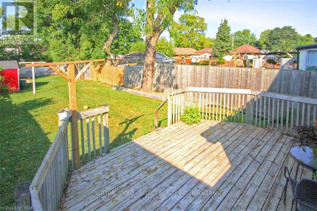 67 Hyla Street Property Photo 36