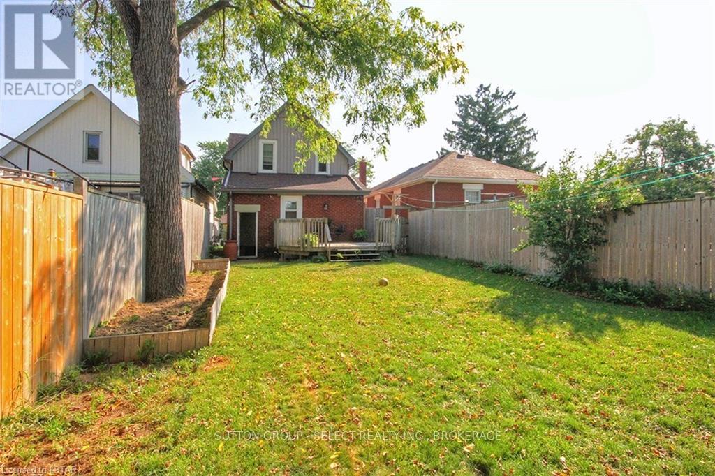 67 Hyla Street Property Photo 37
