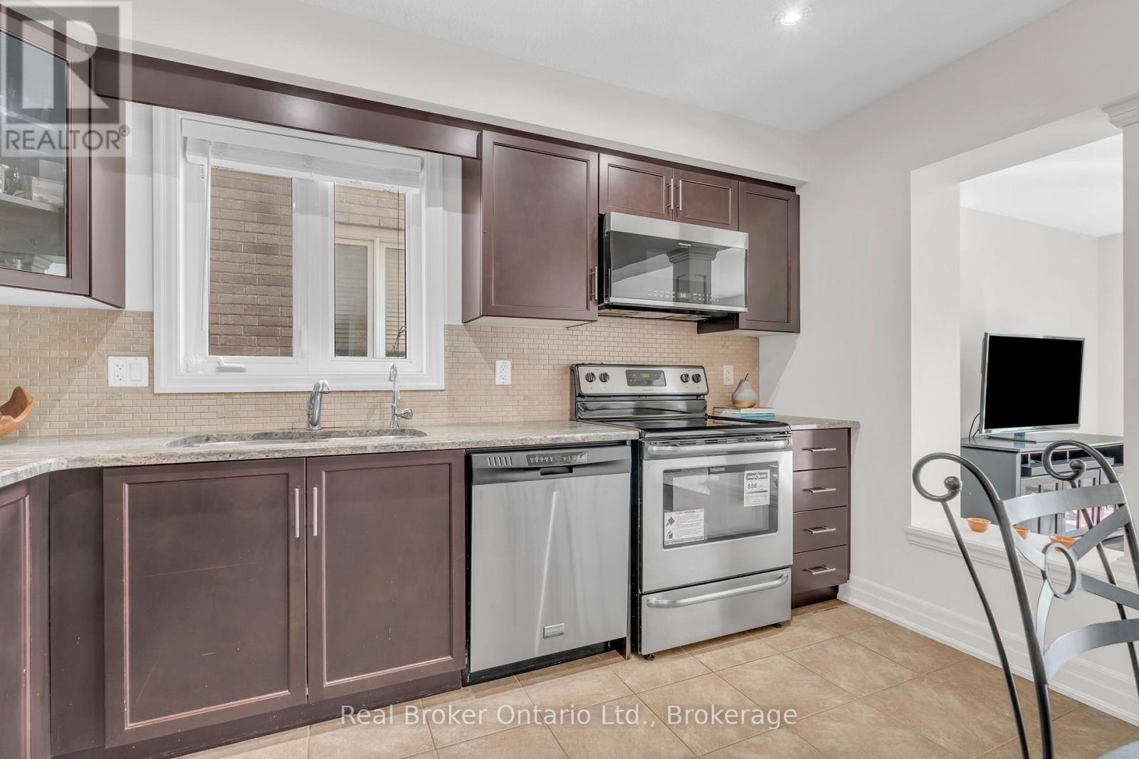41 Samuel Drive Property Photo 10