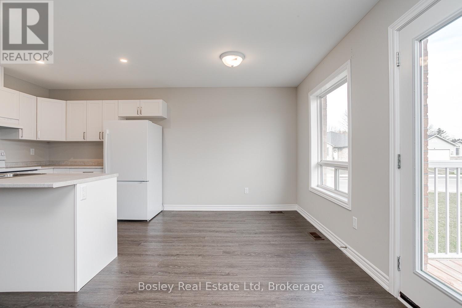 11 Tolman Street Property Photo 24