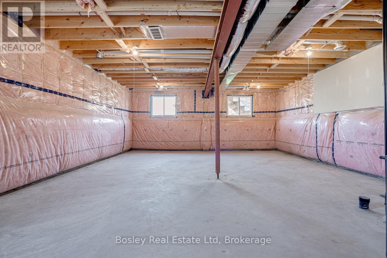 11 Tolman Street Property Photo 33