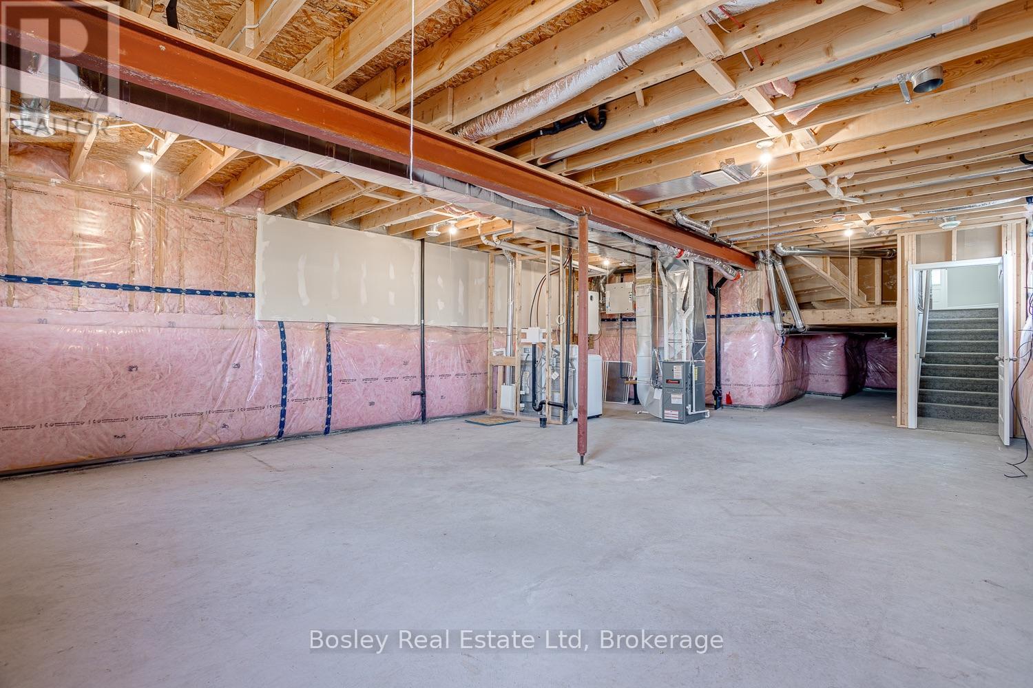 11 Tolman Street Property Photo 34