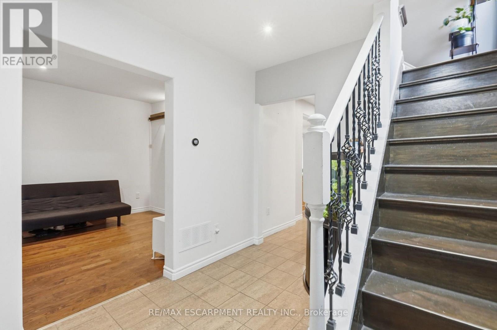 32 Oak Avenue Property Photo 6