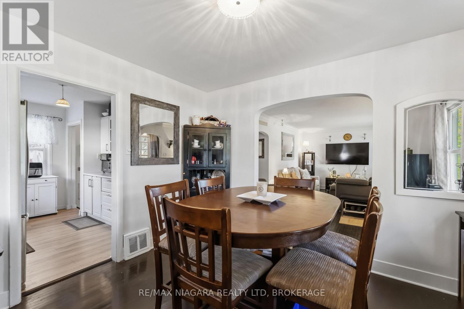 4 Walker Avenue Property Photo 10