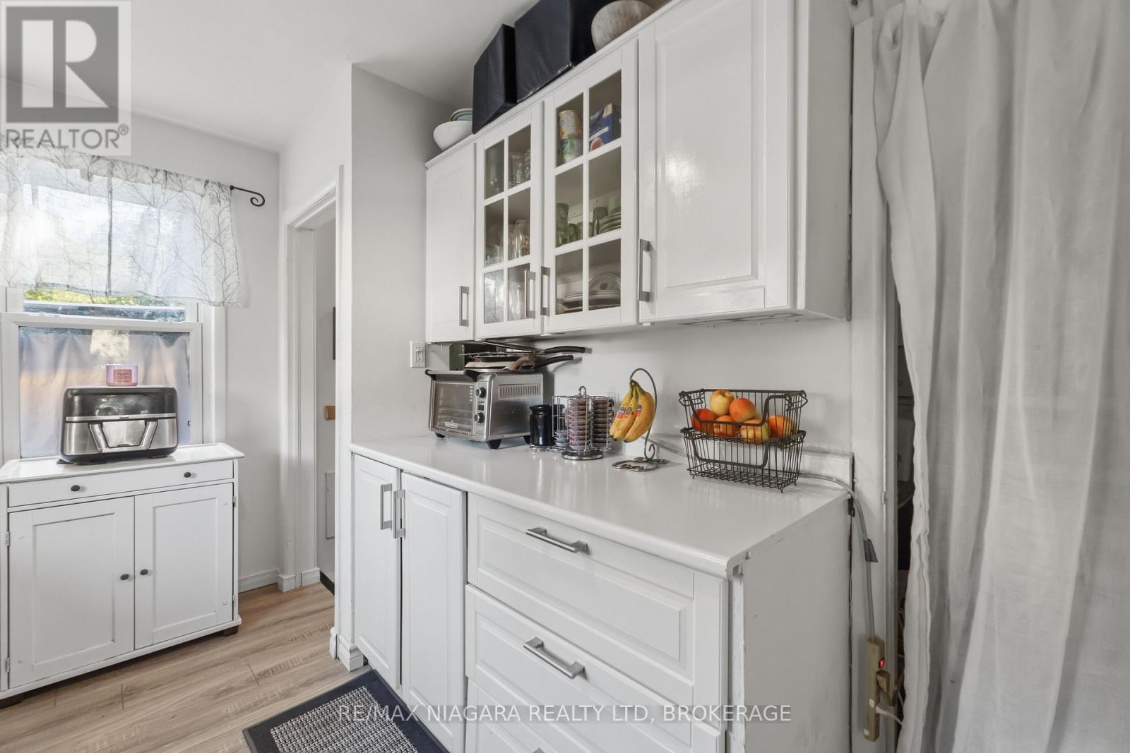 4 Walker Avenue Property Photo 11