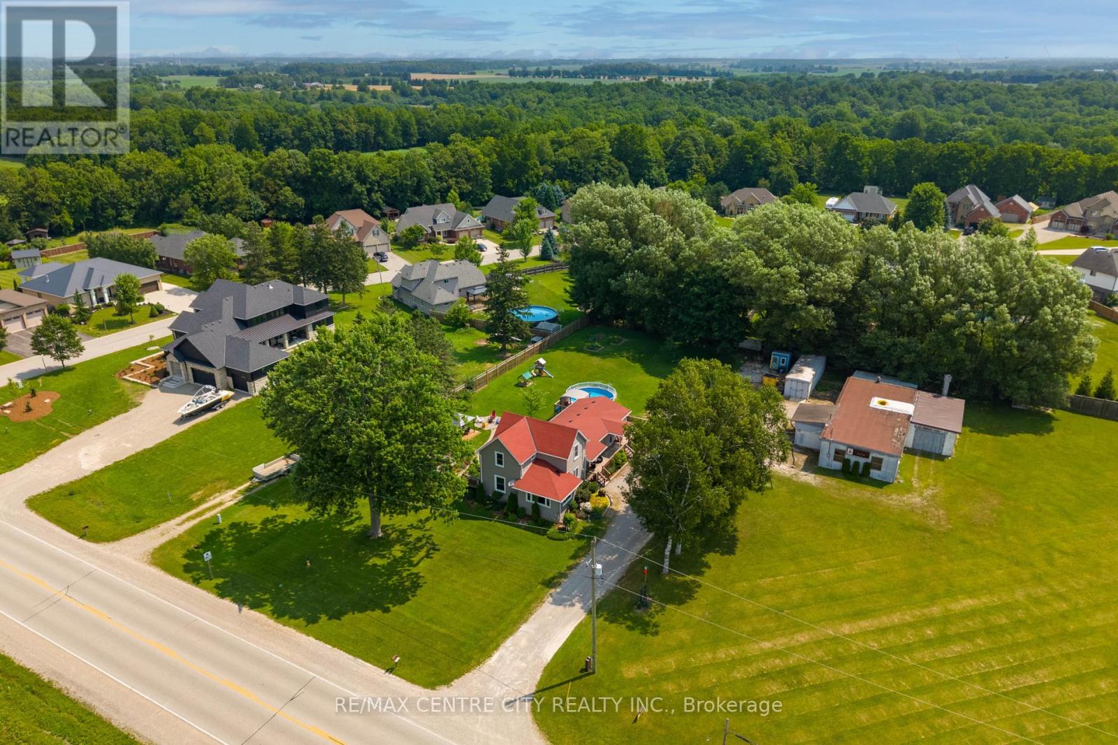 9664 Belmont Road Property Photo 4