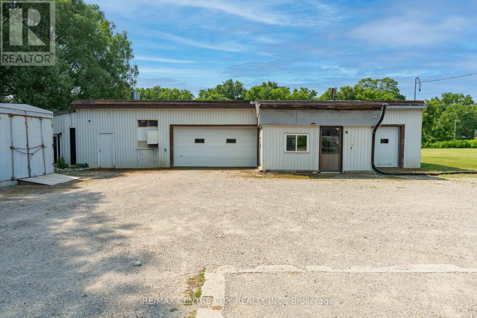 9664 Belmont Road Property Photo 28