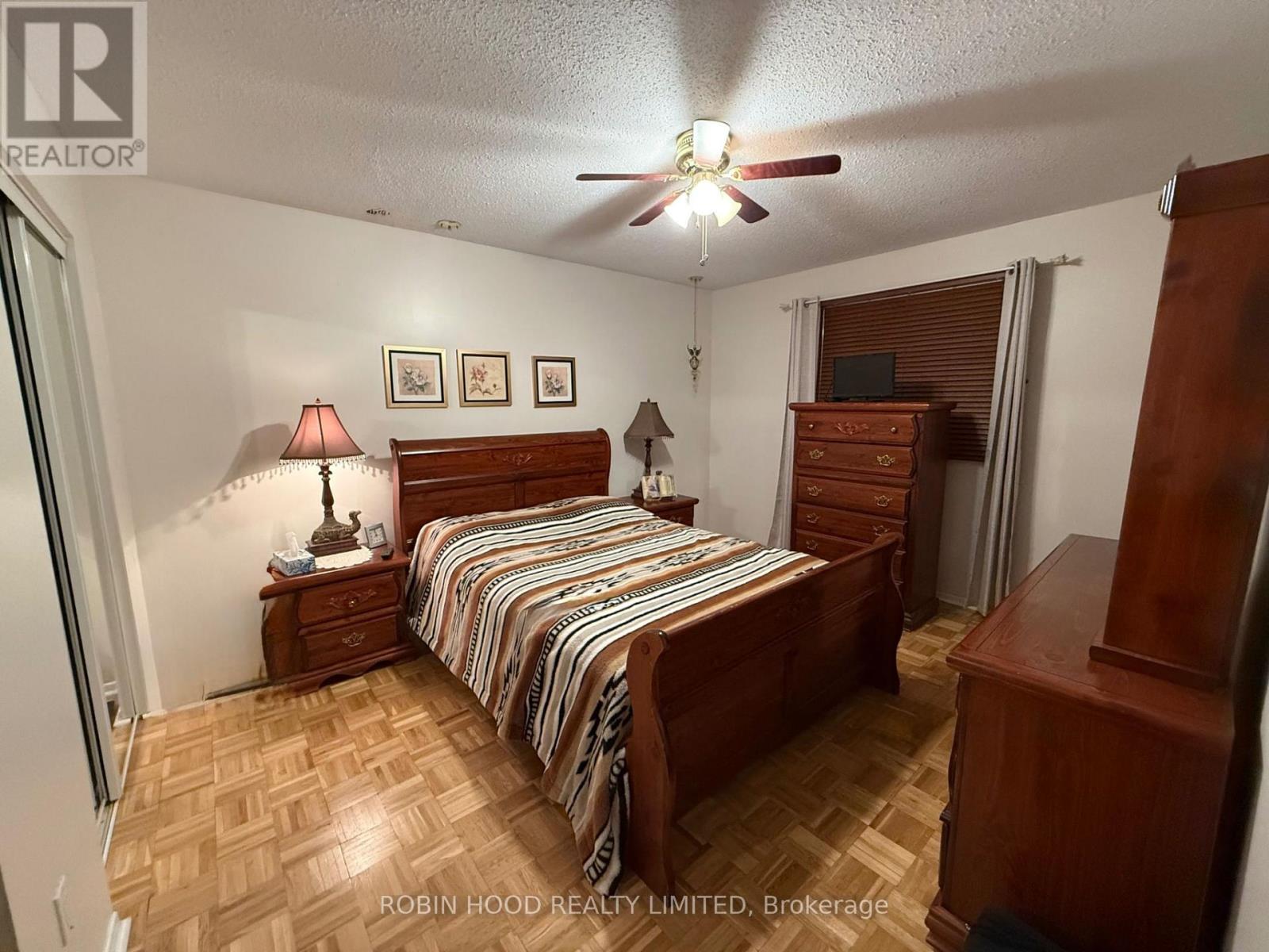 2469 Innes Road Property Photo 11