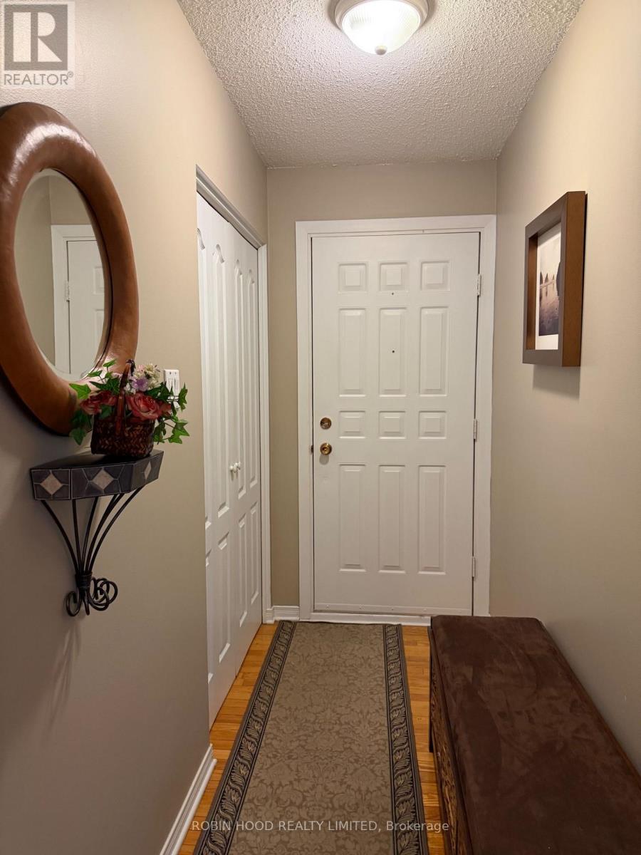 2469 Innes Road Property Photo 13