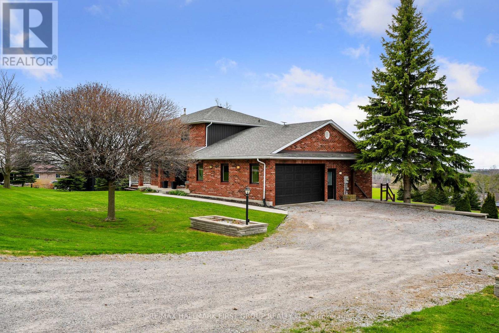 1868 Stanton Road N Property Photo 3