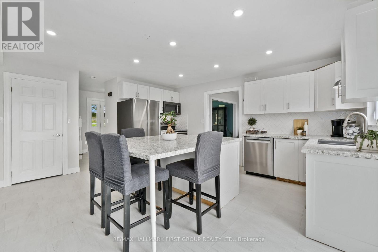 1868 Stanton Road N Property Photo 16