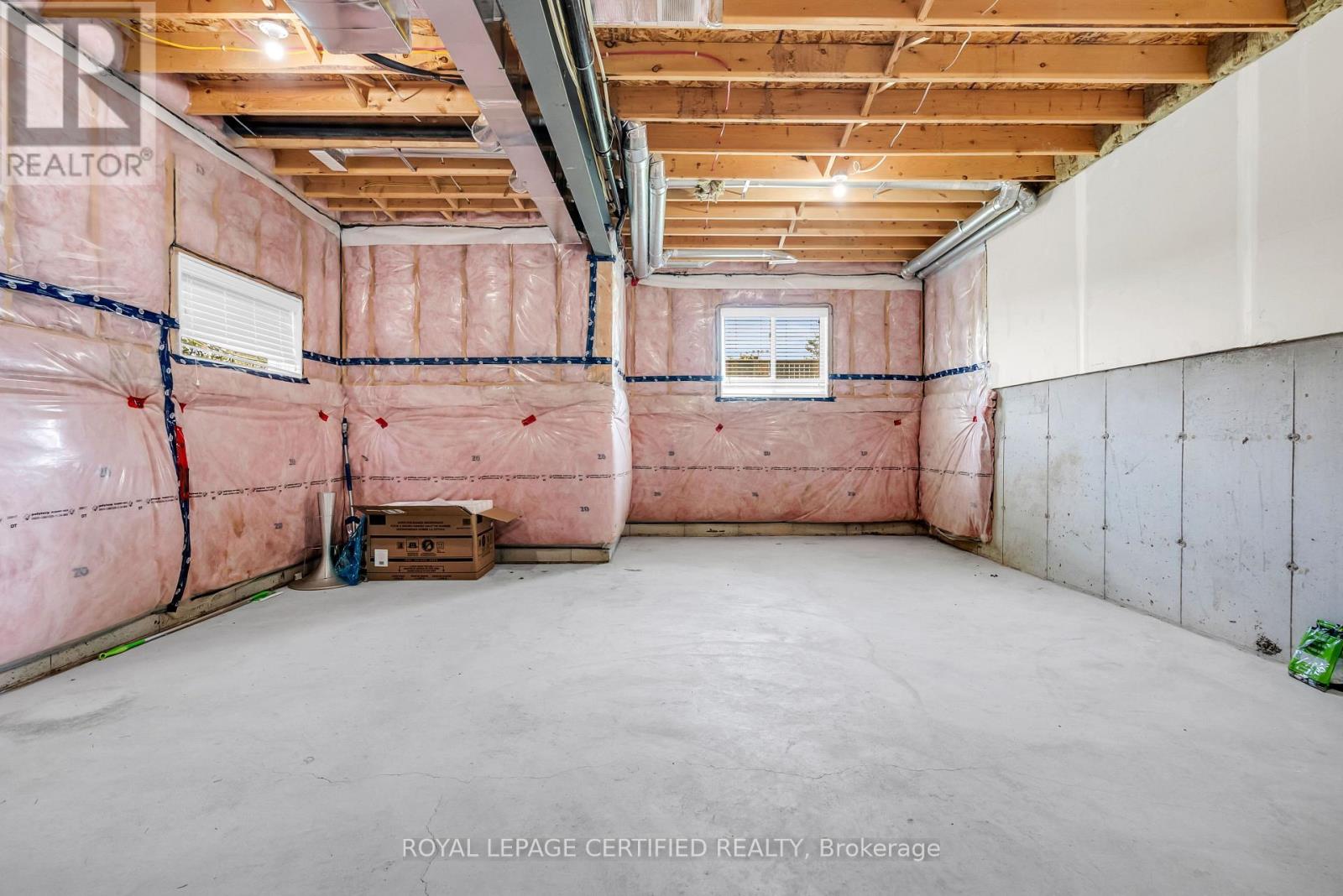 36 - 3380 Singleton Avenue Property Photo 26